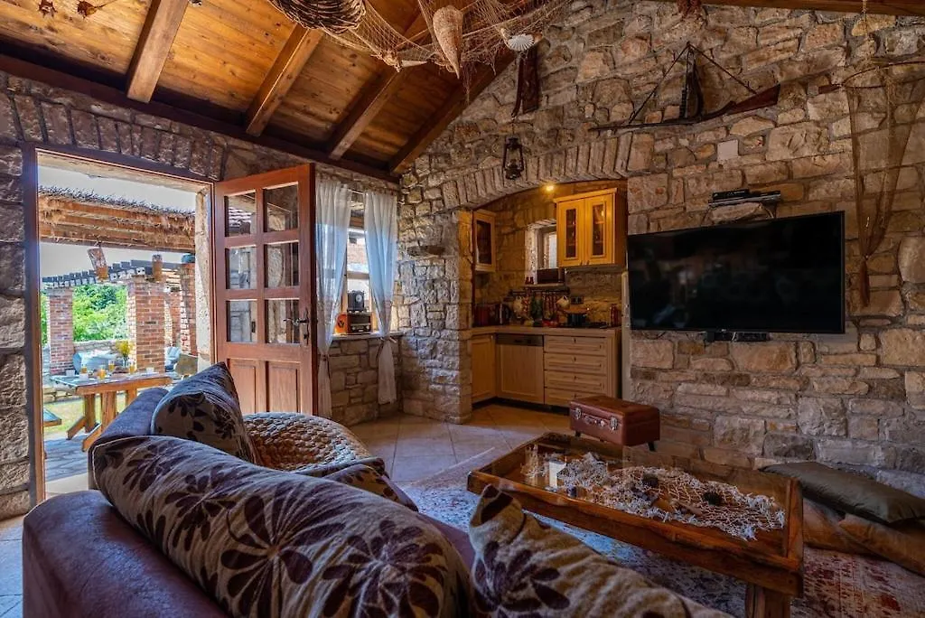 Villa Gora 珀塞达耶